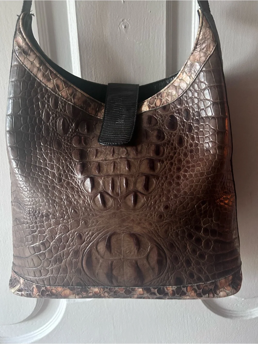 Brahmin Kendall VTG Brown Crocodile Leather Tan Black Trim Shoulder Purse Tote